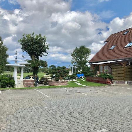 Garni Hotel-Pension Holum Нойхарлингерзийл Екстериор снимка