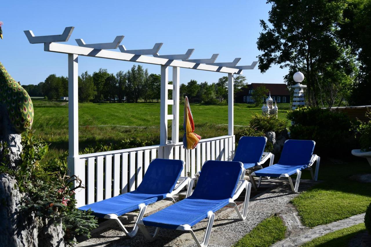 Garni Hotel-Pension Holum Нойхарлингерзийл Екстериор снимка