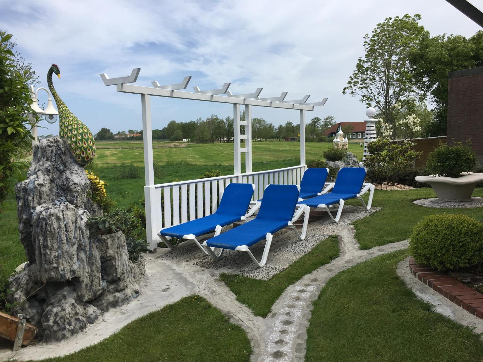 Garni Hotel-Pension Holum Нойхарлингерзийл Екстериор снимка